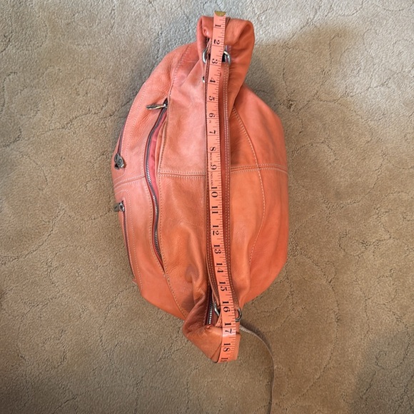Custom made in Italy! Coral leather hobo Valentina bag - Picture 12 of 13